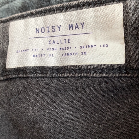 Noisy May Callie Skinny Jeans in Acid Black. Size 31x30. - Picture 5 of 6